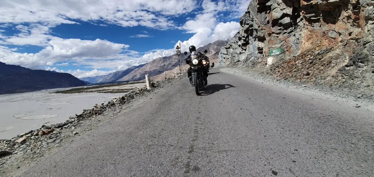 13-Day Motorcycle Tour India – The Ultimate Himalayas Escapade roads