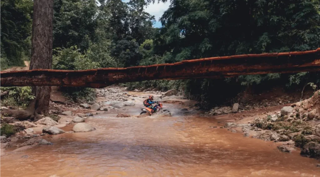10 day north thailand motorcycle tour river crossing