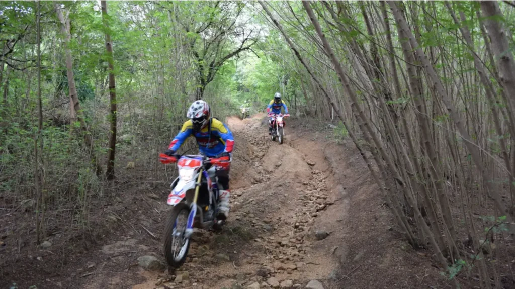 Motorcycle Day Tour Thailand – Pattaya Jungle Enduro Adventure offroad