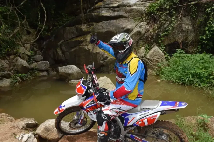 Motorcycle Day Tour Thailand – Pattaya Jungle Enduro Adventure waterfall