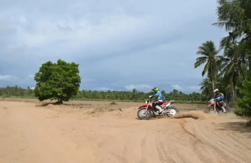 Motorcycle Day Tour Thailand – Pattaya Jungle Enduro Adventure