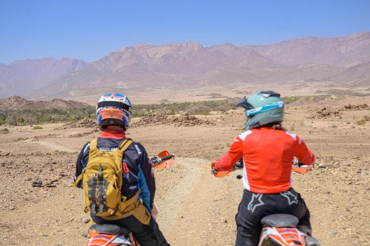 8-Day Dirt Road Motorcycle Tour | Namibia – Desert Valleys & Granite Peaks